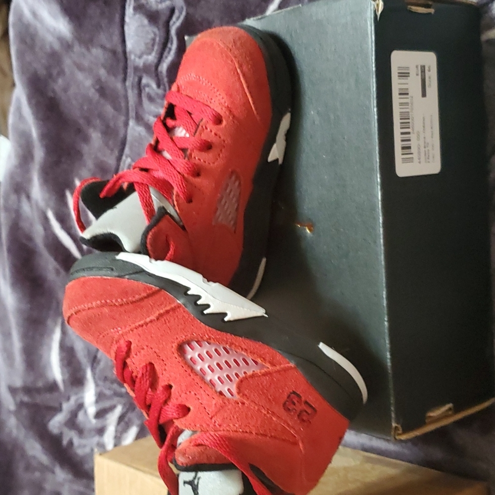Jordan 5 - Picture 2 of 2